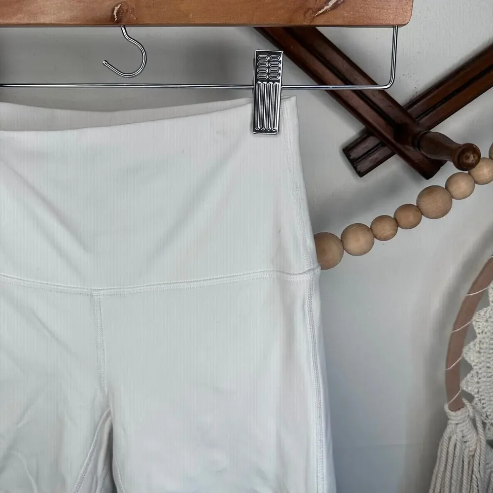 Lululemon Align White Biker Shorts - Picture 2 of 5